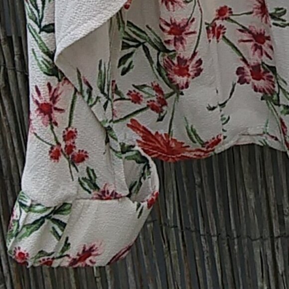 Ces Femme Blouse Cream Floral - No Size Tag - See Measurements - Picture 9 of 14